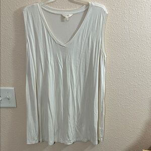 Terra Sky White Sleeveless Top